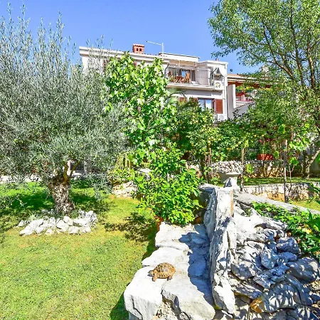 Damir-3 By Interhome Apartman *