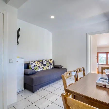 Apartman Damir-3 By Interhome Crikvenica